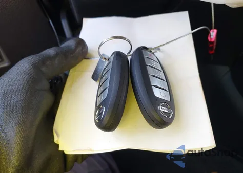 2019 Nissan Rogue Sv z USA, uszkodzony, nr VIN JN8AT2MV5KW375092